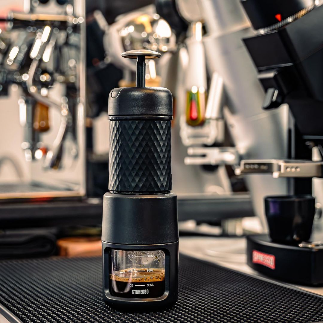 camping espressomaschine STARESSO Klassischer tragbarer Espressokocher, tragbarer Kaffeebereiter, tragbare Espressomaschine, kleine Reisekaffeemaschine, perfekt für Reisen, Camping und Büro