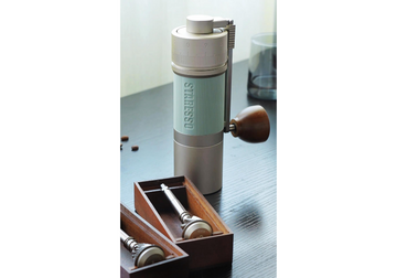 STARESSO D9+ Flavor Matrix manual grinder showing interchangeable burr system and precision design